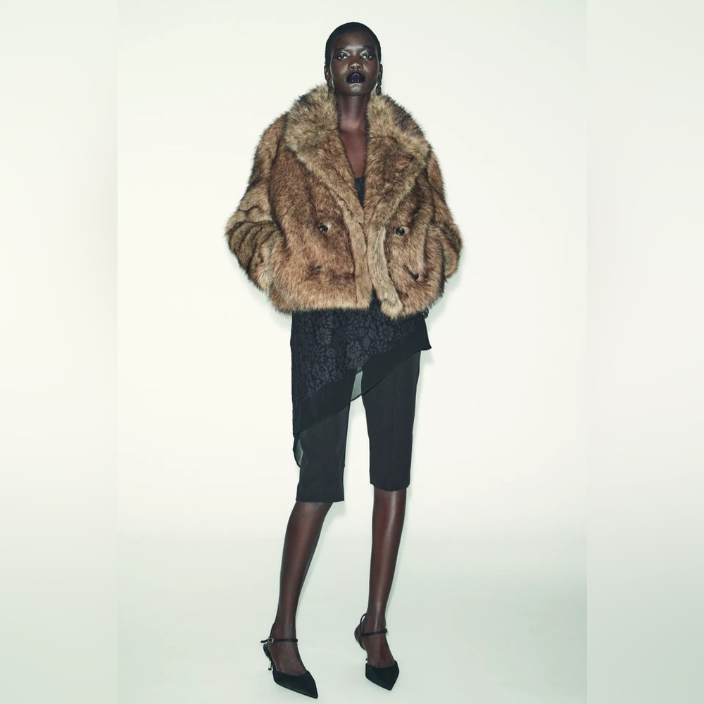 ZARA Luxurious SHORT Faux Fur Coat Jacket Size Small SOLD OUT RARE